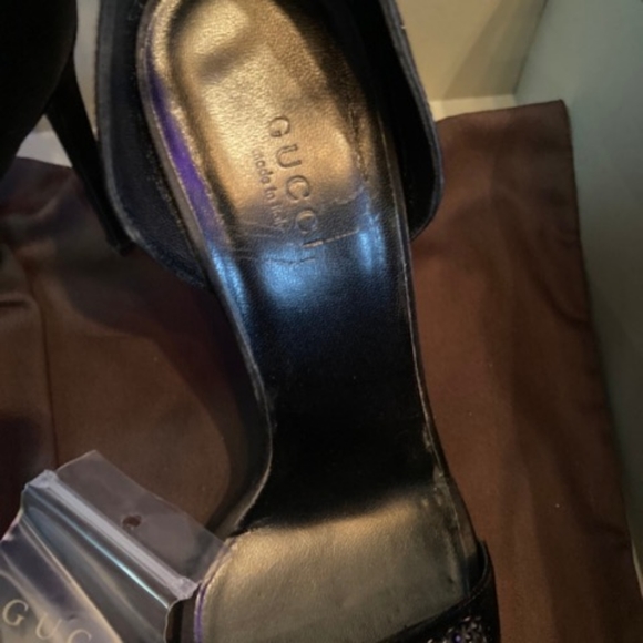 Gucci black satin Swarovski crystal embellished bow sandals - Picture 4 of 8